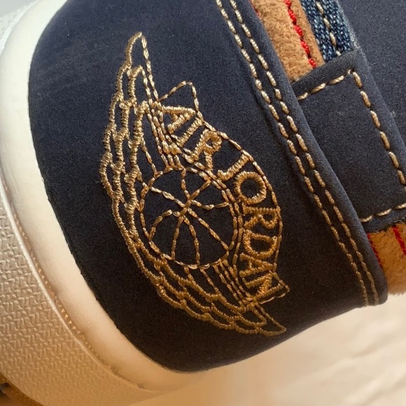 Nike Air Jordan 1 Low SE. NWOT size 8.5 - Picture 15 of 16